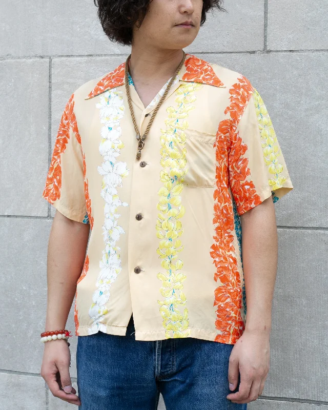 Hiking shirt blue camo-Japanese Repro Shirt, Aloha Short Sleeve, Sun Surf Brand, Cream and Orange Floral - M