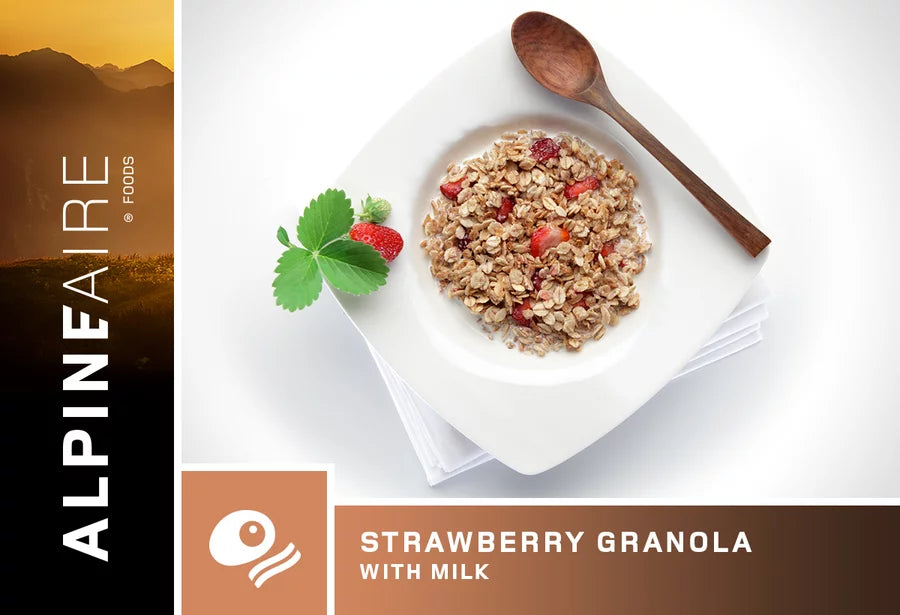 Strawberry Granola with Milk (Vegetarian)