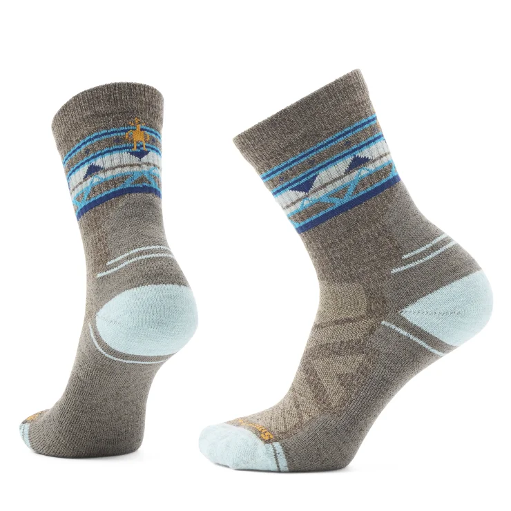 Hiking socks with river hikes-Women's Hike Light Cushion Zig Zag Valley Mid Crew Sock - Military Olive/Fossil