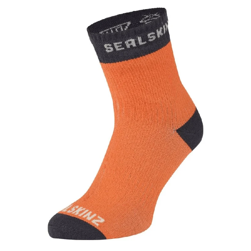 Hiking socks for outdoor thrill-Sealskinz Wretham Waterproof Warm Weather Ankle Length Sock in Orange AW24