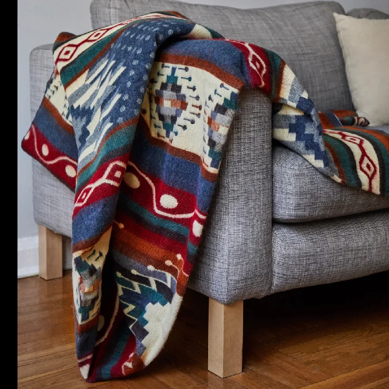 Sumaco Wave Blanket