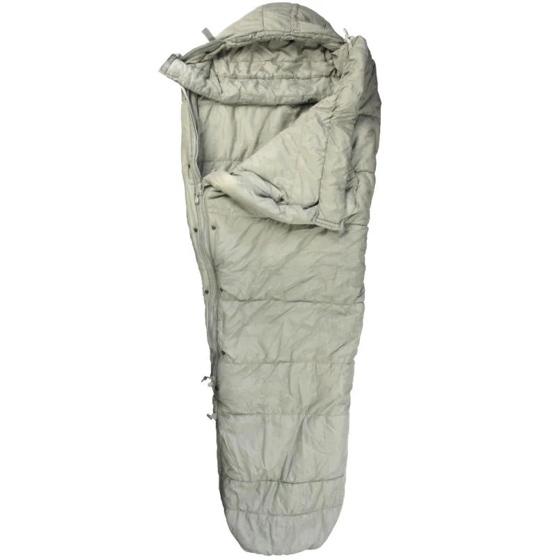 Climbing Bags for bold paths-Climbing-bags-with-harness-and-accessories-storage-ECWS Intermediate Sleeping Bag Grade 2