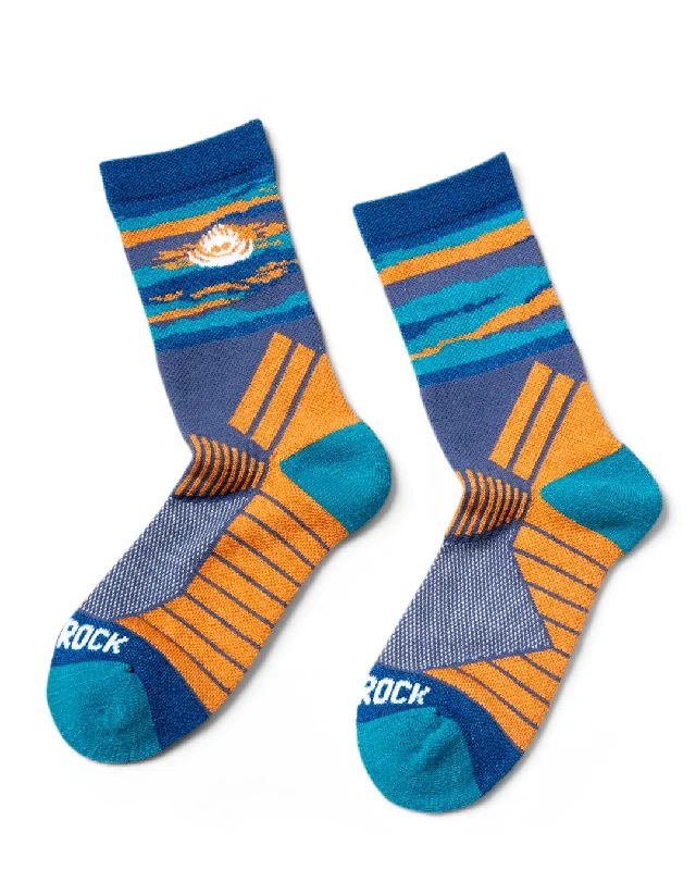 Hiking socks with biodegradable yarn-Mountainscape Socks - Blue