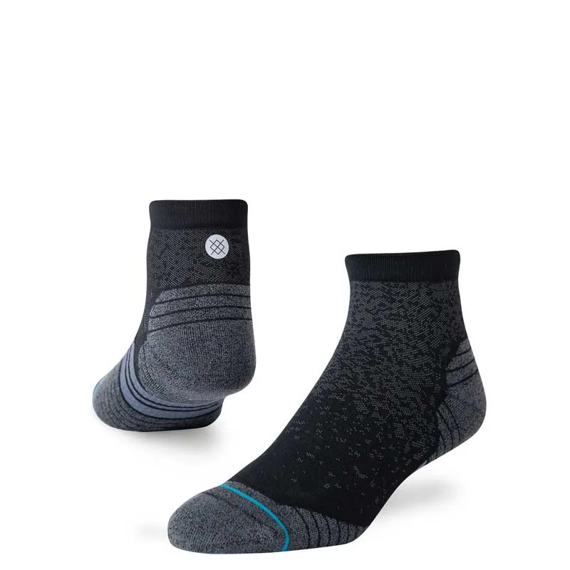 Hiking socks with trail turns-Stance Unisex Run Quarter Sock - Black