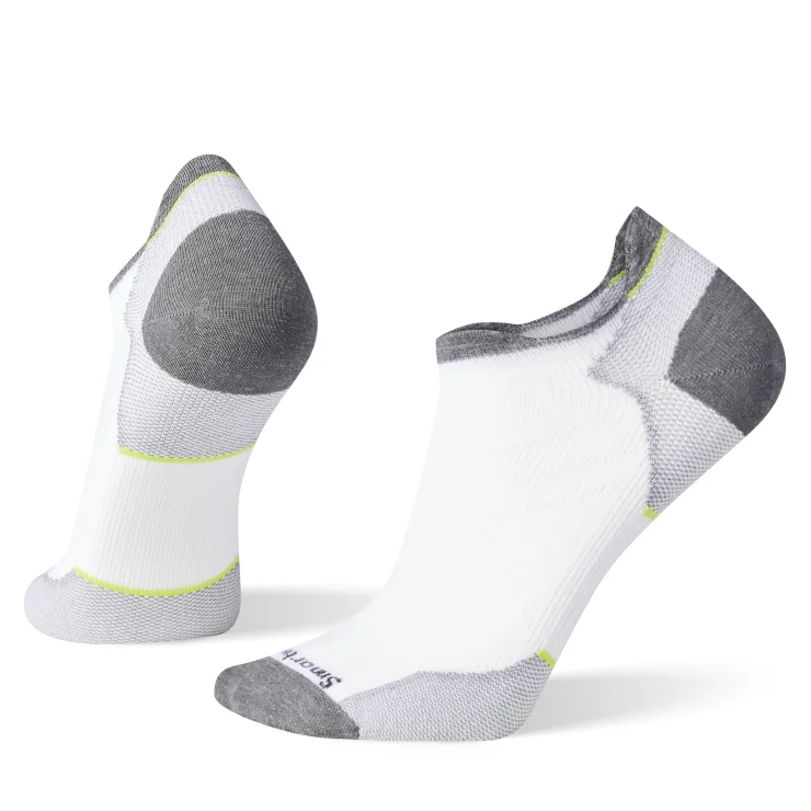 Hiking socks for modern hikers-Run Zero Cushion Low Ankle Sock - White