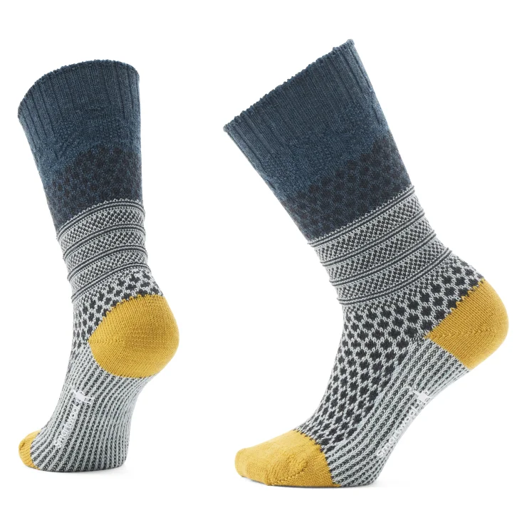 Hiking socks with patriotic patterns-Everyday Popcorn Cable Crew Sock - Frosty Green