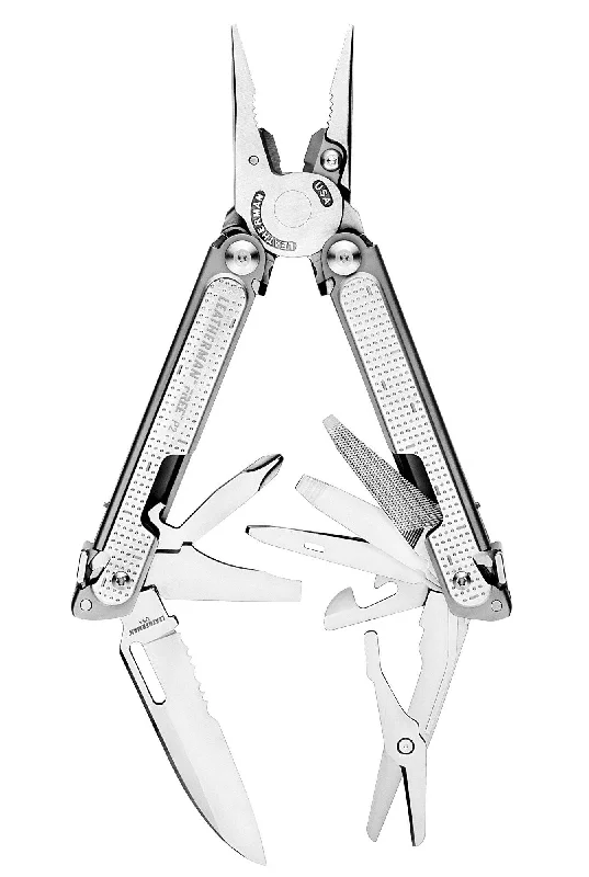 Leatherman Free P2 Multi Tool With Nylon Sheath