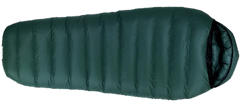 Climbing Bags for outdoor nuts-Climbing-bags-for-fast-mountaineering-packing-Western Mountaineering Bristlecone Microfiber Sleeping Bag /W Free Overfill