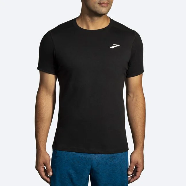 Hiking Shorts for exciting trails-Men's Distance Short Sleeve 2.0